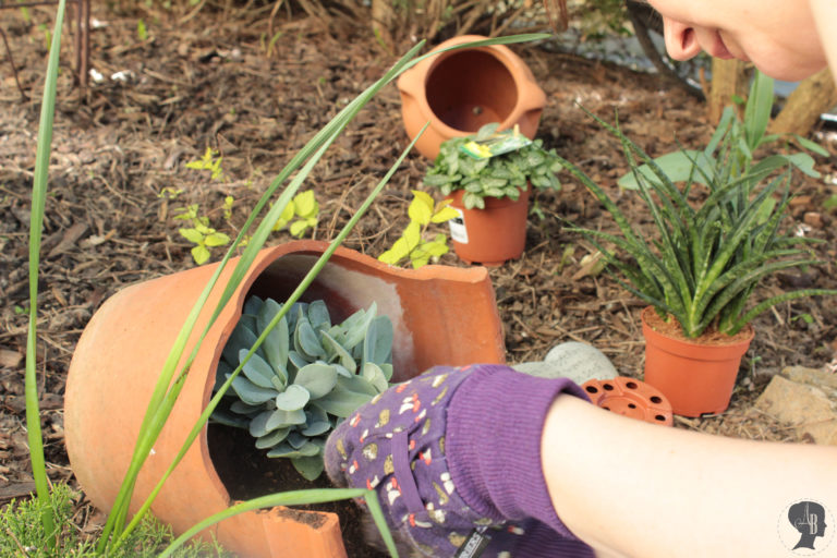 DIY Kreativer Garten mit Tontöpfen